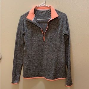 Under Armour Long-sleeve